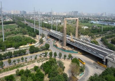 Noida Authority का बड़ा फैसला: पर्थला गोलचक्कर पर जाम होगा खत्म, सिग्नेचर ब्रिज के नीचे बनेगा 6 लेन अंडरपास