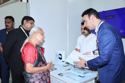 कानपुर में AI मंथन 2.0: राज्यपाल आनंदीबेन पटेल ने AI स्टार्टअप्स के नवाचारों का किया अवलोकन