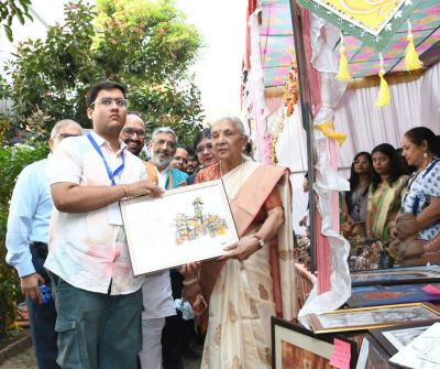 आगरा में नेशनल कॉन्क्लेव 2026 का शुभारंभ, राज्यपाल आनंदीबेन पटेल ने शिक्षक सशक्तिकरण पर दिया जोर