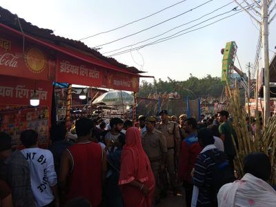 नोएडा स्टेडियम में रावण दहन से पहले सुरक्षा सख्त, पुलिस अधिकारियों ने लिया तैयारियों का जायजा